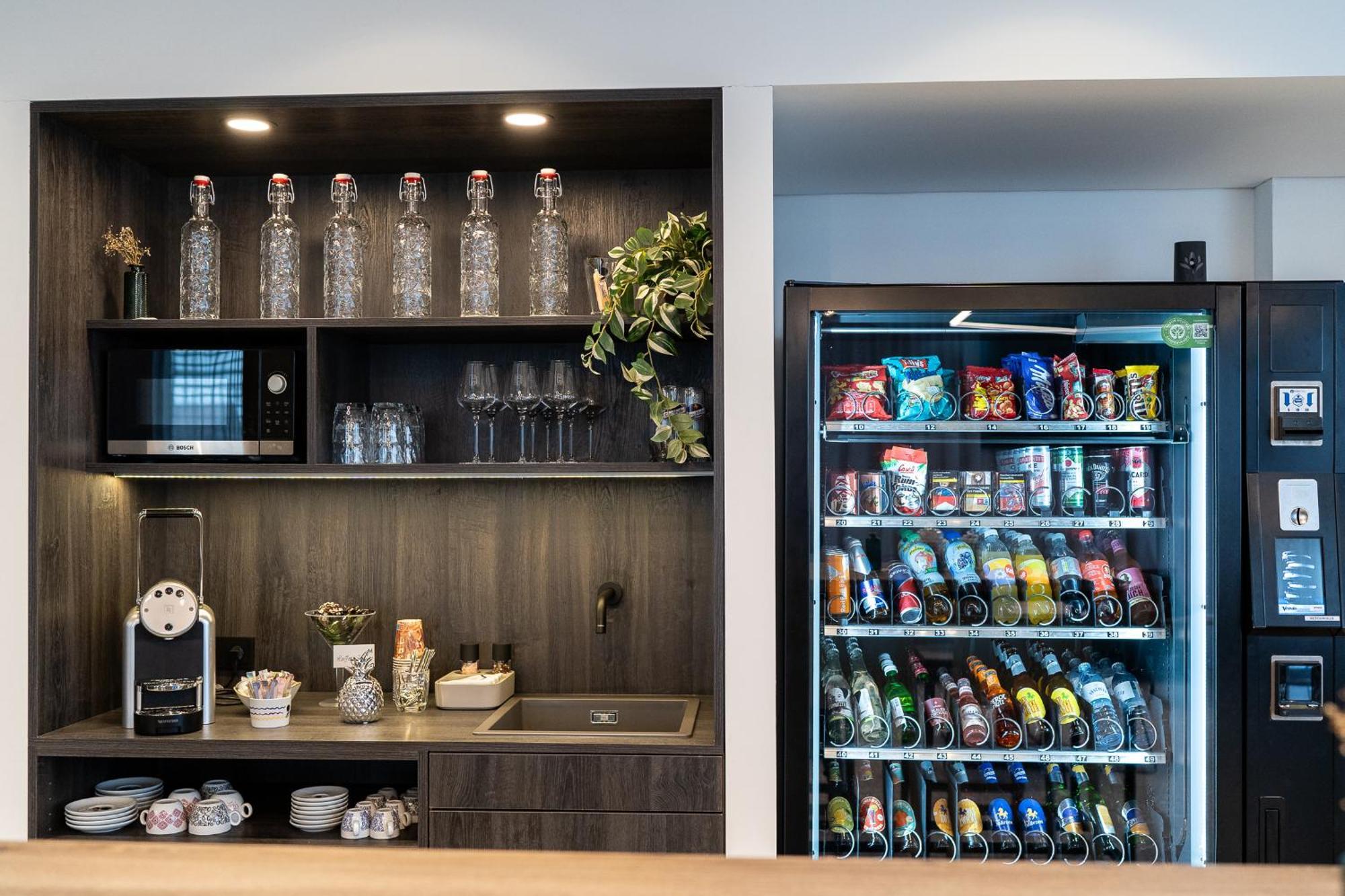 Motel Schlafraum Weng-Dein Smartes Hotel-Contactless Check-In Weng im Innkreis Exterior photo