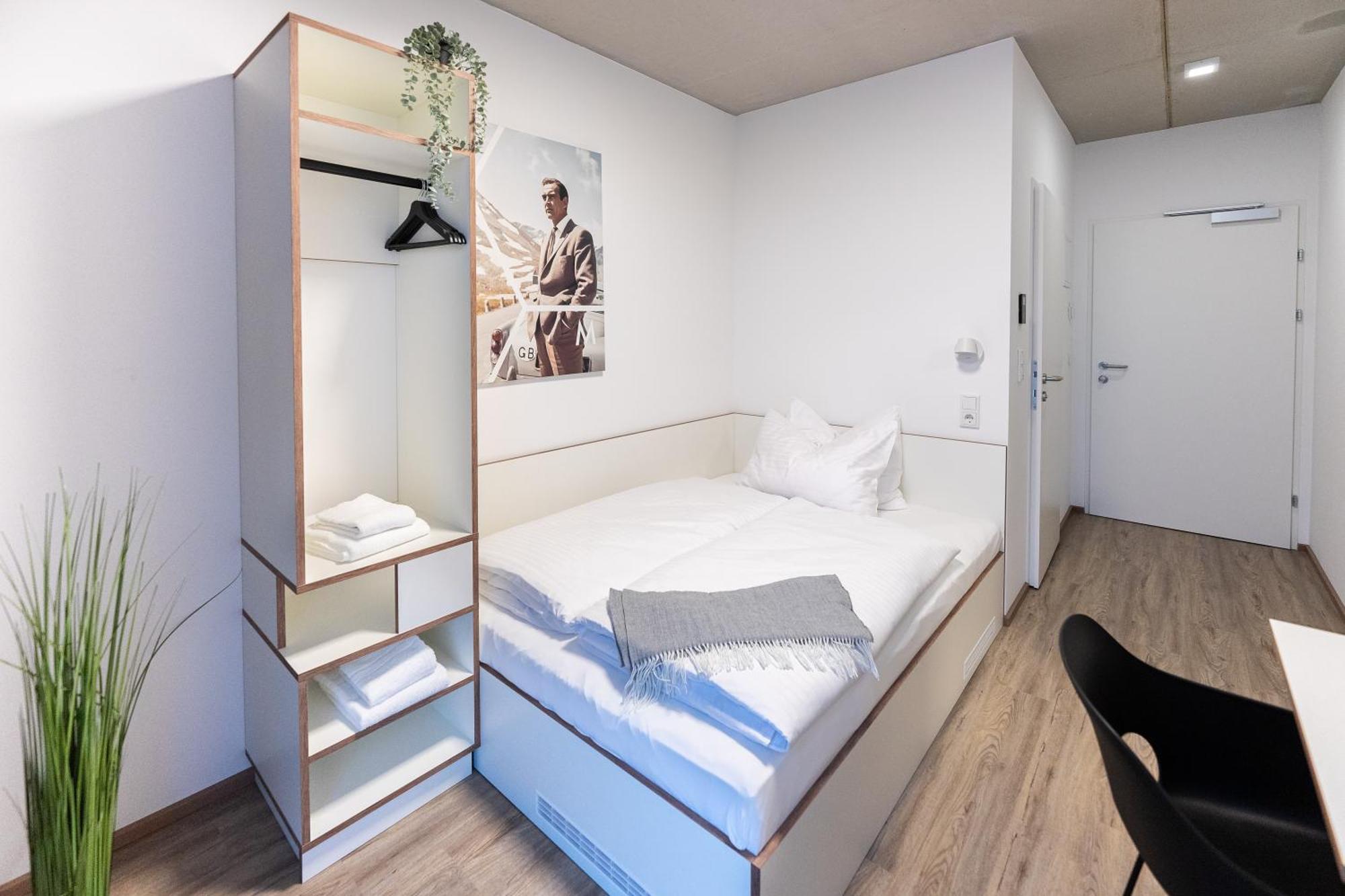 Motel Schlafraum Weng-Dein Smartes Hotel-Contactless Check-In Weng im Innkreis Exterior photo