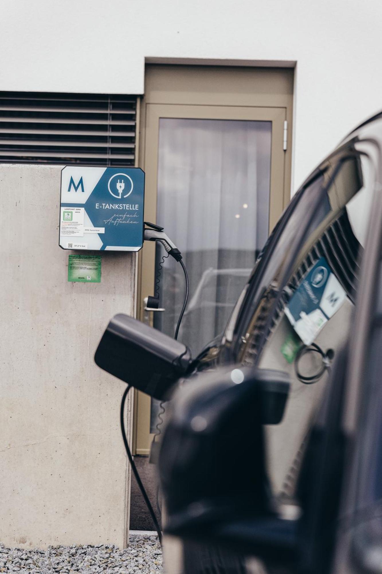 Motel Schlafraum Weng-Dein Smartes Hotel-Contactless Check-In Weng im Innkreis Exterior photo